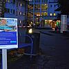 Wegweiser zur Impfaktion am Helios-Spital in Überlingen. Klinikpersonal, THW und DRK sorgen hier in einer Gemeinschaftsaktion dafür, ...