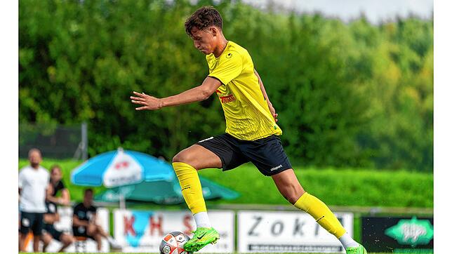 Der Wechsel von Karlo Kuranyi, dem Sohn des ehemaligen Nationalspielers Kevin Kuranyi, hat allein durch den Namen für Aufsehen gesorgt. ...