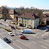 Das Schlossquartier entsteht an der Kreuzung Friedenslinde an der Einmündung der Schaffhauser Straße (rechts im Bild) auf die ...