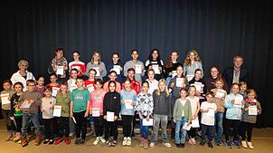 Großer Ehrungsreigen bei der Leichtathletik- und Turngemeinschaft: Hervorgehoben werden bei der Jahresabschlussfeier 61 Kinder und ...