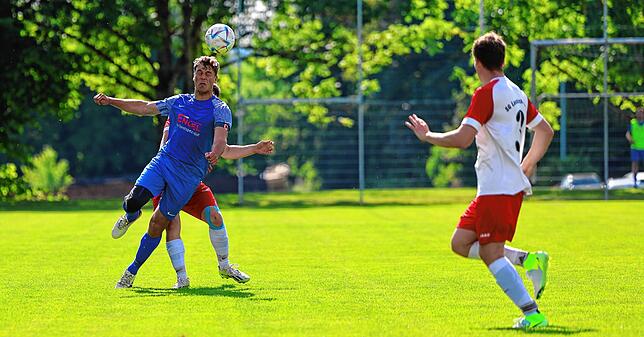 Bild 12: Unsere große Bildergalerie vom Kreisliga-Spitzenspiel zwischen Ewattingen und der SG Lenzkirch-Saig