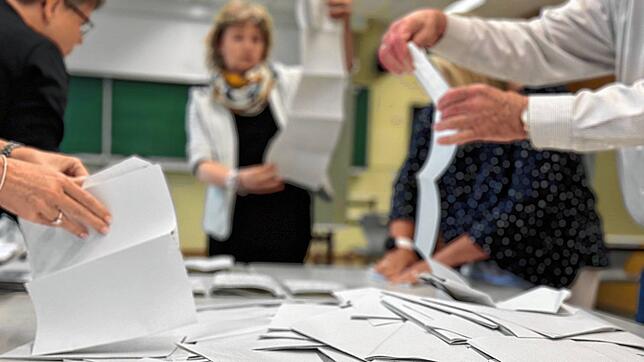 Kurz nach Schließung der Wahllokale um 18 Uhr begann die Auszählung der Stimmen zur Europawahl (hier in Bad Säckingen).