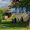 Die gemütliche Sommerrunde im Kinderhaus &bdquo;Wunderfitz&ldquo; in Thalheim kann nicht über den Platzmangel in Leibertingens ...