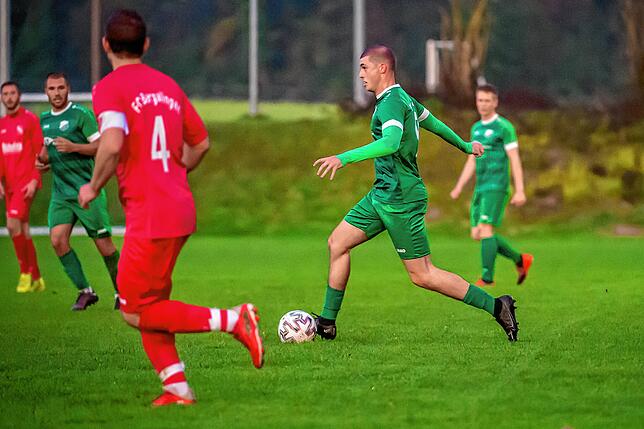 Bild 24: SV Rheintal besiegt den FC Bergalingen mit 2:0 &ndash; und wir haben Bilder!