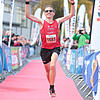 Jubel nach 21 Kilometern: Halbmarathon-Gewinner David Jansen. Bild: Müller
