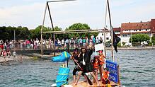 Die Schrottregatta ist das Aushängeschild des Hafenfestes. Vorjährige Gewinner waren Patricia, Paula und Emil Mairle, Paul Kuntner und ...