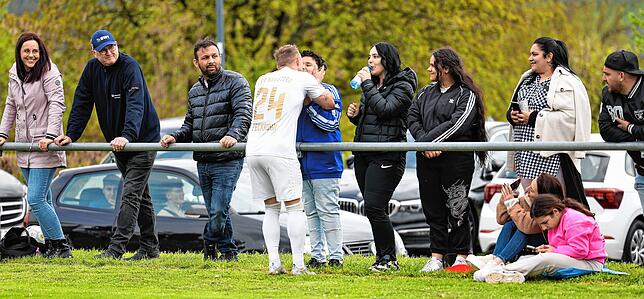 Bild 3: Die besten Bilder vom Bezirksliga-Spitzenspiel zwischen Öhningen-Gaienhofen und Südstern Singen