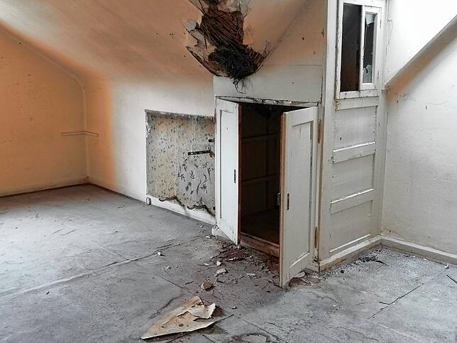 Im Dachgeschoss kommt das Sanatorium einem Geisterhaus recht nahe – es wäre die perfekte Horrorfilm-Kulisse. Tatsächlich haben ...