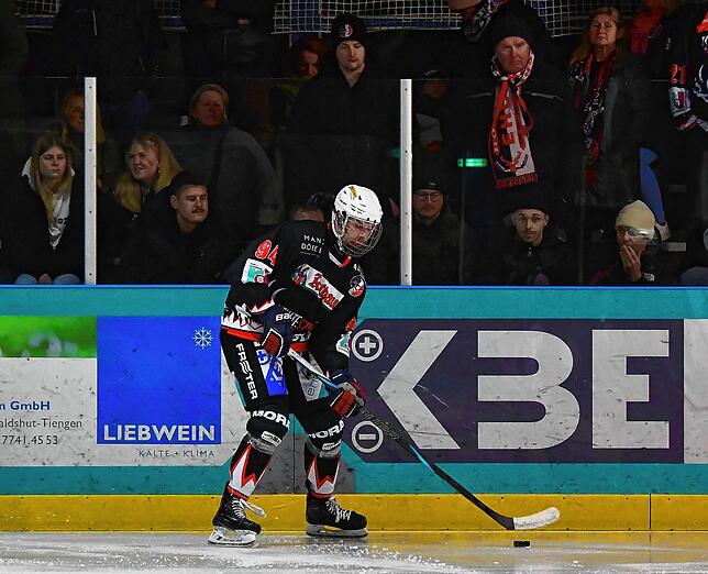 Bild 3: EHC Herrischried unterliegt Meister HC Fischbach Göslikon mit 0:10 – und wir haben Bilder