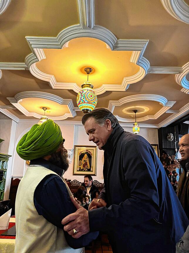 Bild 9: Indische Restaurant-Segnung durch einen Sikh-Priester in Konstanz: Wir haben die Bilder