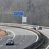 Die A 98 zwischen den Anschlussstellen Lörrach-Ost und Rheinfelden-Mitte in Fahrtrichtung Rheinfelden bleibt weiterhin halbseitig gesperrt.