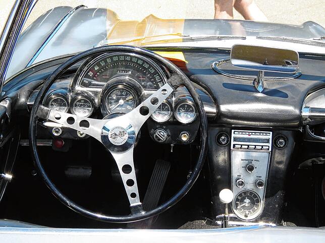 Bild 18: Chrom, Glitzer und dröhnende Motoren beim zwölften American-Cars- Treffen