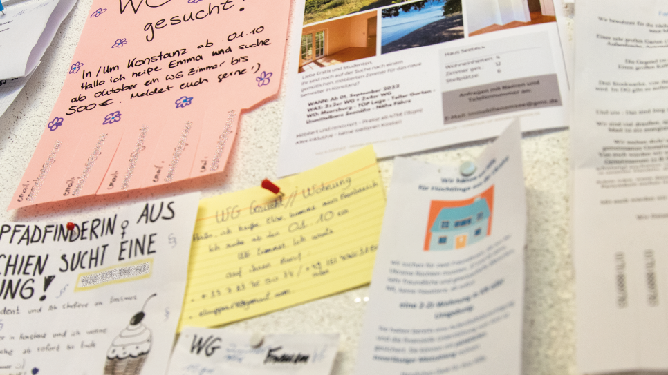 (Archivbild) Das Bild stammt aus 2022 ist damals wie heute aktuell: Die Wohnungssuche in Konstanz ist schwierig.