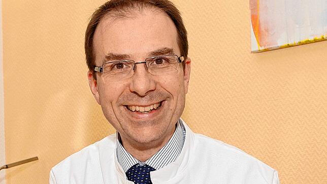 Marc Kollum, Chefarzt am Hegau-Bodensee Klinikum in Singen, ist Experte, wenn es um das menschliche Herz geht.