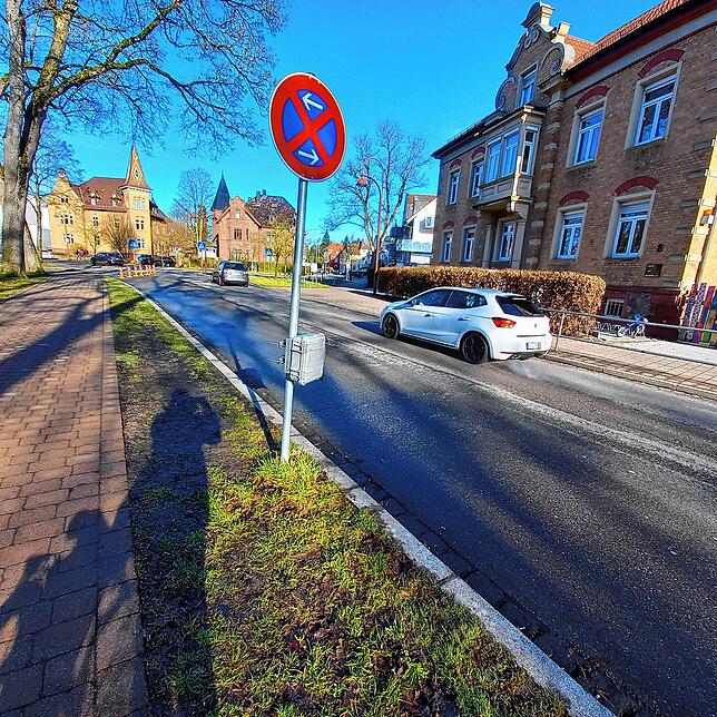 Ein weiteres Verkehrsdatengerät wird zeitweise hier am Benediktinerring eingesetzt, um die Verkehrsströme zu messen.