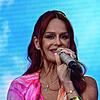 Andrea Berg ist ein Energiebündel und rockt die Bühne beim VS-Sommersound.