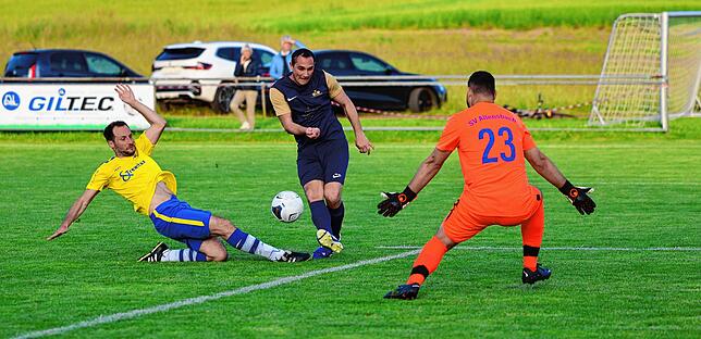Bild 9: Bildergalerie vom Ü35-Bezirkspokalfinale zwischen der SG Dettingen-Dingelsdorf und dem SV Allensbach