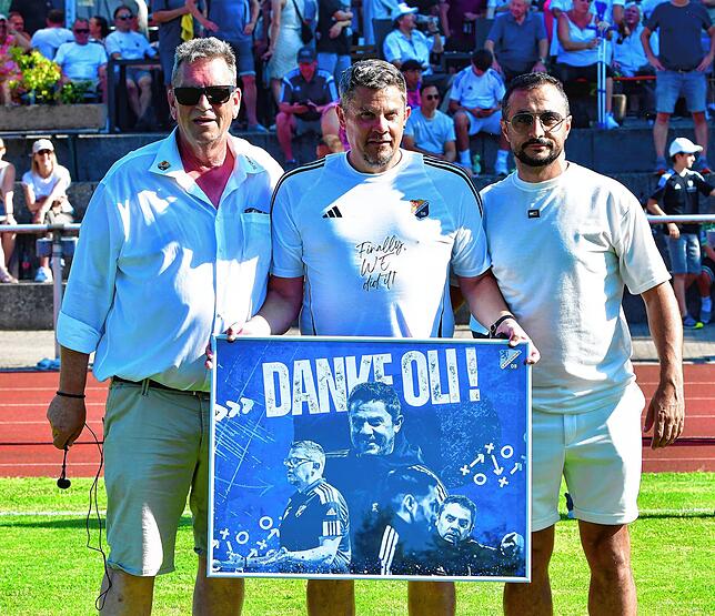 Bild 4: SV 08 Laufenburg steigt nach 2:1 gegen 1. SV Mörsch in die Verbandsliga auf – wir haben Fotos! (I)