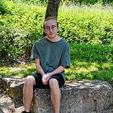 Yannik Krieger liebt seinen Beruf als Alltagsbegleiter im Seniorenheim St. Martin.