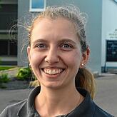 Hofladenleiterin Ann-Kathrin Bormann