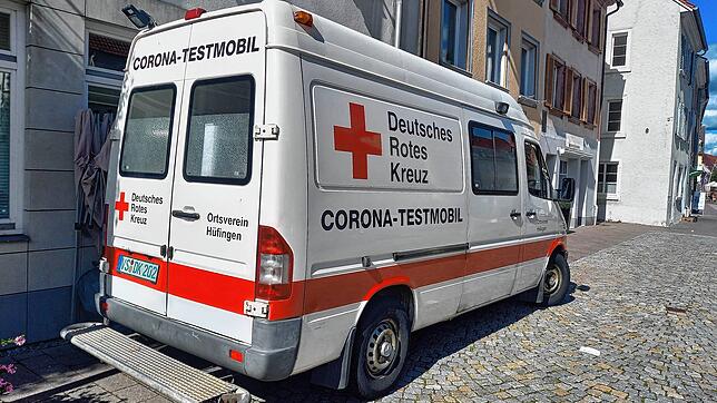 In Hüfingen hat zuletzt der DRK-Ortsverein die Corona-Schnelltests im Testmobil angeboten. In der kälteren Jahreszeit zieht kommunale ...