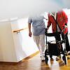 Seit Mitte März müssen Mitarbeiter in Krankenhäusern, Arztpraxen und Pflegeheimen nachweisen, dass sie gegen Corona geimpft sind. Doch ...