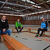 Die TuS-Vorstandsmitglieder Thomas Hausberger, Abteilung Fußball, Michael Gröer, Vorsitzender, und Herbert Obser, Abteilung Turnen (von ...