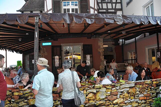 Bild 10: Sonnenstrahlen und Feststimmung in Markdorf