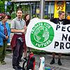 Die Klimaktivisten von Fridays for Future &ndash; hier ein Bild von einer Demo im Juli &ndash; gehen wieder auf die Straße. Dafür wird ...