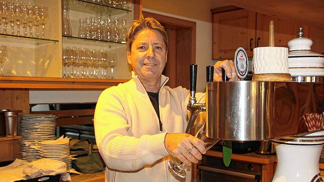 Richard Öxle war insgesamt 25 Jahre im Restaurant „Schwanenstüble“ tätig. Im Service war der 56-Jährige zuhause. Nun ist aber der ...