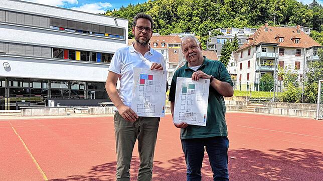 Patric Siemens, Schuleiter der Christlichen Schule Hochrhein und Karl-Heinz Rudishauser, Geschäftsführer der Freien Evangelischen ...