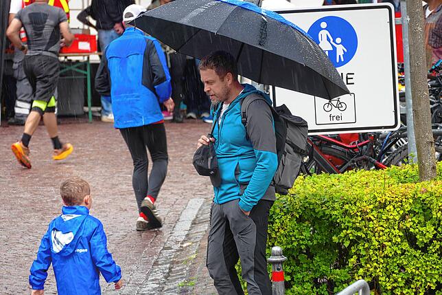 Bild 38: Donaueschingen schnürt die Laufschuhe. Schutzengellauf für den guten Zweck bringt 11000 Euro ein.