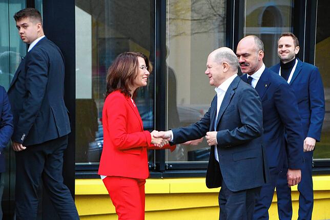 Bild 36: Kanzler Scholz besucht den Hochrhein - das sind die eindrücklichsten Bilder