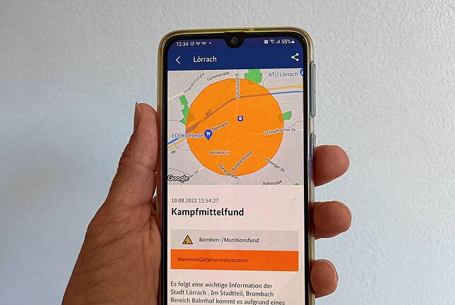 Über die Warnapp Nina werden die Bürger über den Kampfmittelfund gewarnt.