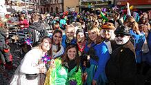 Ein solches Getümmel und solche Menschenansammlungen, wie hier bei der Hoorigen Mess&lsquo; in Tiengen 2020, sind bei der Fasnacht im ...