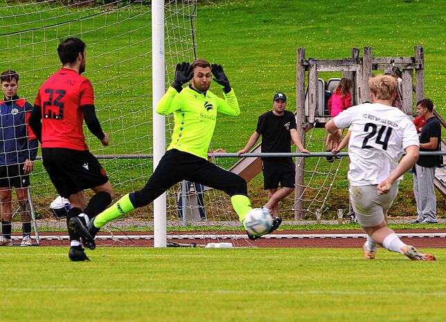 Bild 6: 1:1 im Aufstiegsduell zwischen FC RW Salem II und dem TV Konstanz. Wir waren mit der Kamera dabei!