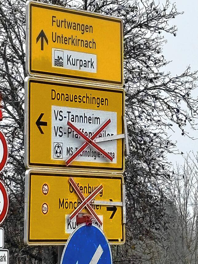 Links geht‘s nicht weiter, rechts auch nicht: Die neueste Baustelle in Villingen sorgt nicht selten für Verwirrung bei den Autofahrern.