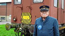 Werner Wocher – hier ein Bild von November 2024 – engagiert sich für den Erhalt der einzigen grenzüberschreitenden Museumsbahn: Die ...