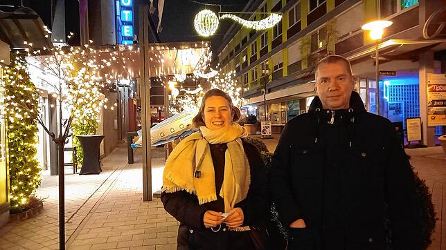 Vera Dernbach und Reiner Stenz sind geimpft. Dennoch sehen sie die Ausgangssperre kritisch.