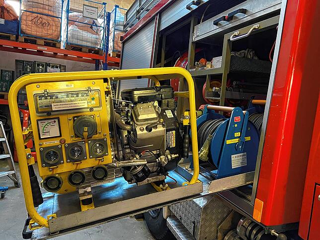 Aktuell befinden sich mehr als zehn Notstromaggregate im Besitz der Singener Feuerwehr. Die Stadt will nun weitere zehn anschaffen, um ...