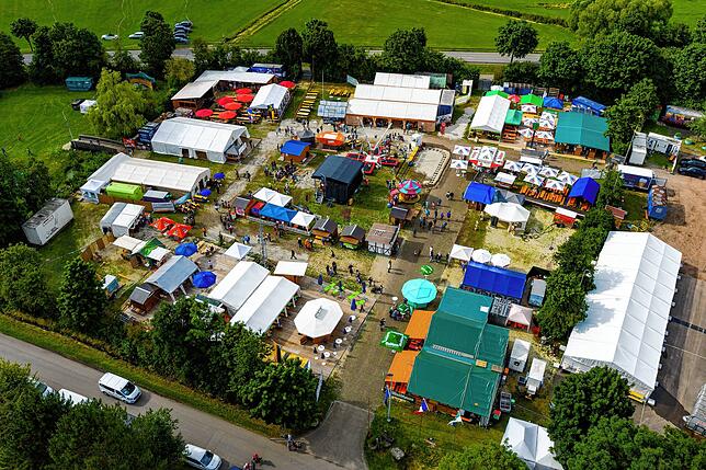 Das Brigachtaler Dorffest aus der Luft.