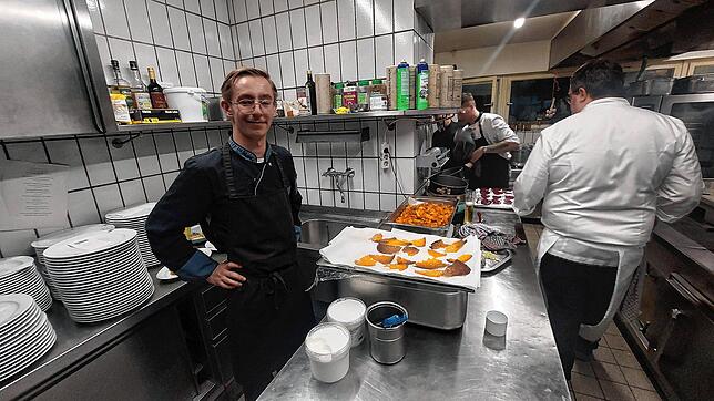 Bild 19: Ein kulinarischer Traum: Das Küchenfest im Grünen Baum in Moos (1/2)
