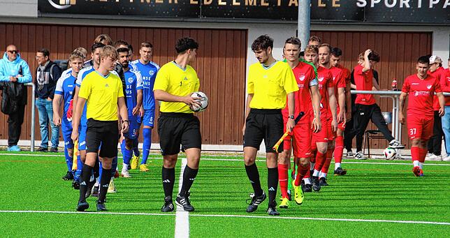 Bild 3: Die besten Bilder von der Landesliga-Partie FC Pfaffenweiler gegen FC Radolfzell!