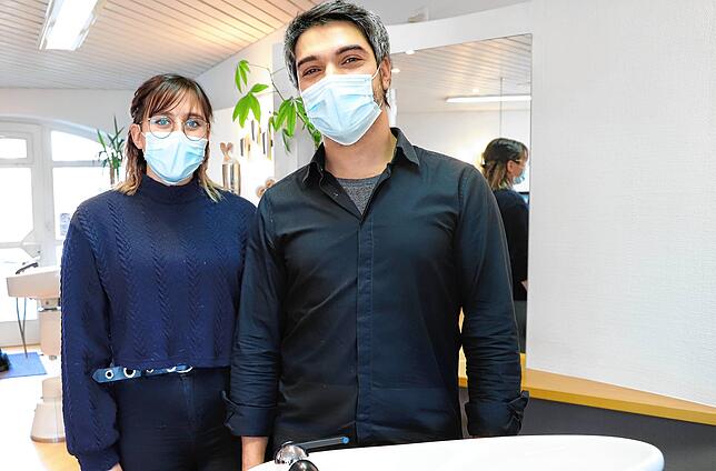 Sergio Guldner und seine Mitarbeiterin Julia Züger.