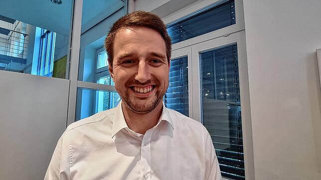 Mit einem überraschen Erdrutschsieg hat es Patrick Haas aus Mönchweiler geschafft. Er wird neuer Bürgermeister in Hüfingen.