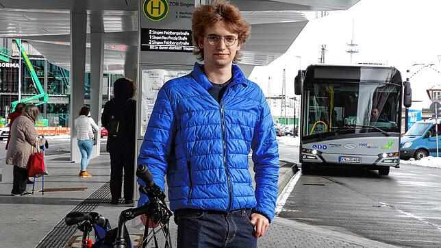 Benjamin Janke ist bei der Fridays-for-future-Bewegung in Singen von Anfang an dabei. Ein Thema, das den 18-Jährigen beschäftigt, ist ...