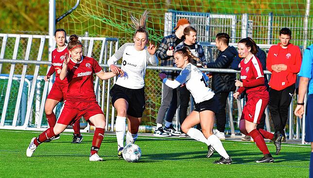 Bild 25: FC Hochrhein sichert ein 2:2 gegen ESV/PSV Freiburg &ndash; und wir haben Bilder!