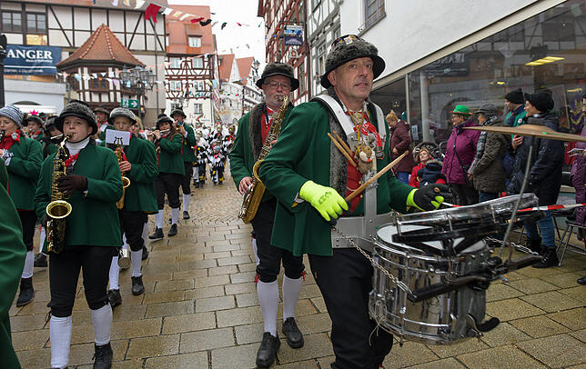 Bild 40: Tausende Hästräger und Musiker in Pfullendorf: Bilder vom Umzug (2)