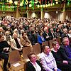 Kaum freie Plätze in der Fischbacher Festhalle. Zahlreiche Bürger sind zum Neujahrsempfang des größten Friedrichshafener Ortsteils ...