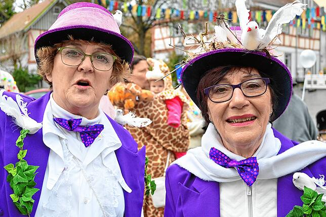 Bild 7: Narrenhochzeit in Sipplingen: So feiern die Narren das neue Paar